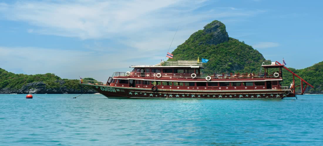 Big boat tour to Angthong marine park from Koh Phangan, Koh Samui, Thailand