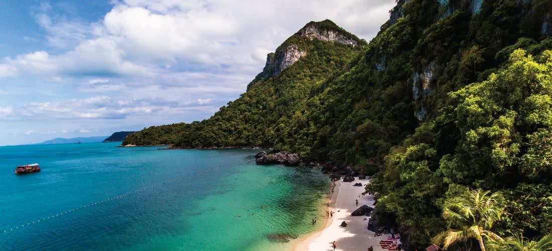 Big boat tour to Angthong marine park from Koh Phangan, Koh Samui, Thailand