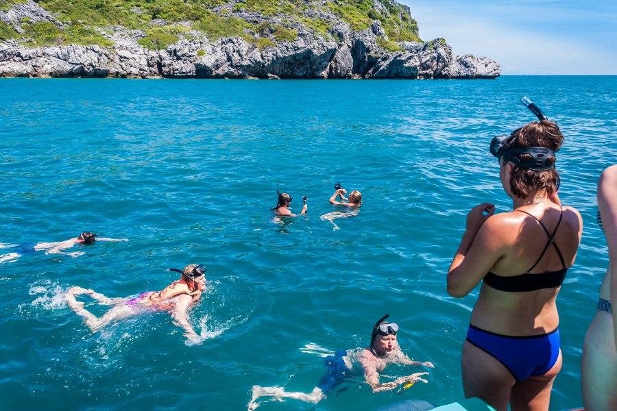 Full day speedboat tour to Angthong Marine Park, Koh Samui, Thailand