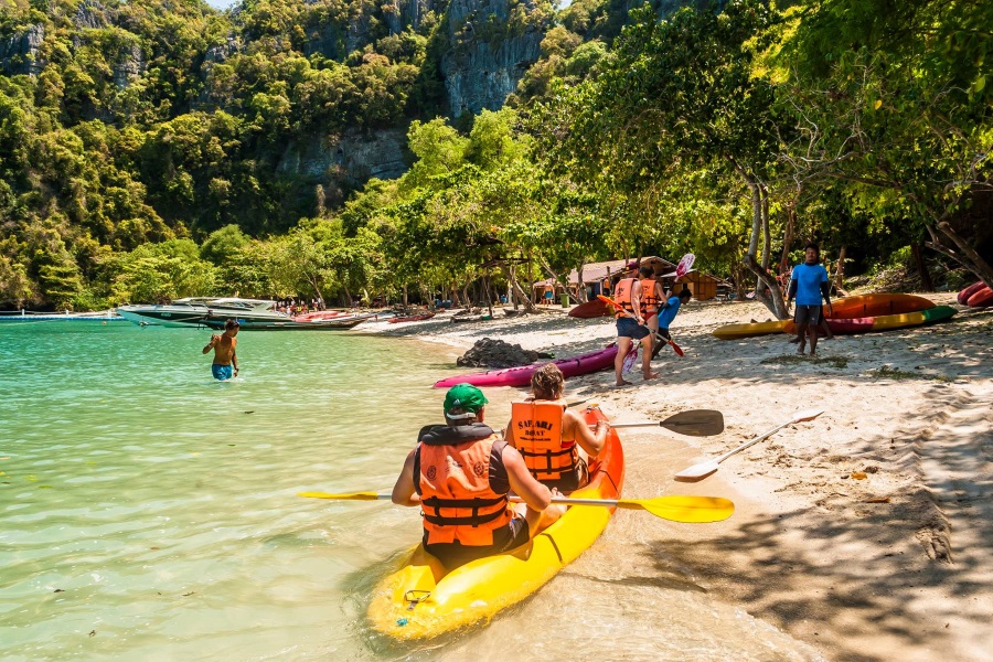 Full day speedboat tour to Angthong Marine Park, Koh Samui, Thailand