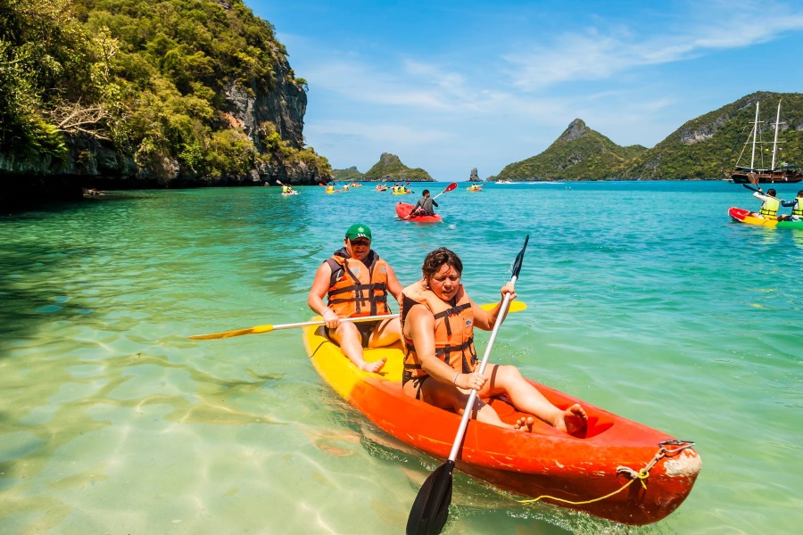 Full day speedboat tour to Angthong Marine Park, Koh Samui, Thailand