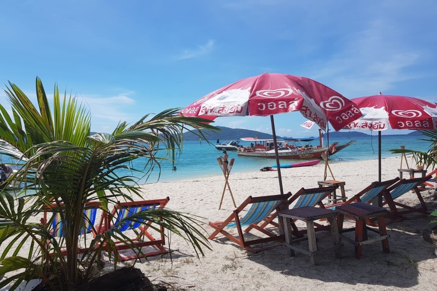 Coral Reef Snorkeling tour to Koh Tan, Koh Samui, Thailand