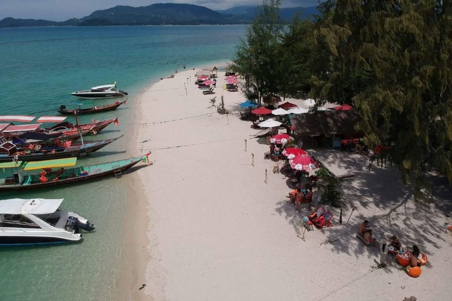 Coral Reef Snorkeling tour to Koh Tan, Koh Samui, Thailand