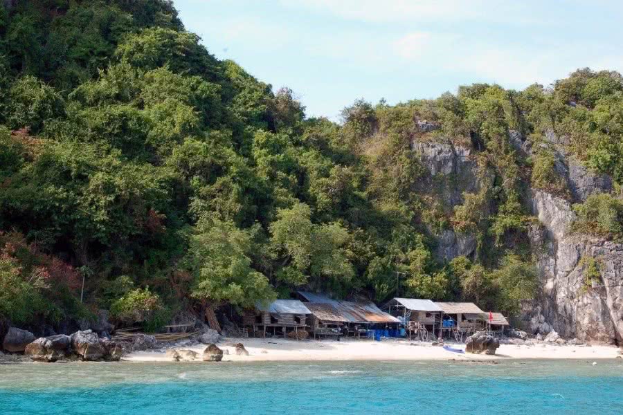 “Green peace island” – relaxing cruise to Koh Tan with lunch in french restaurant, Koh Samui, Thailand