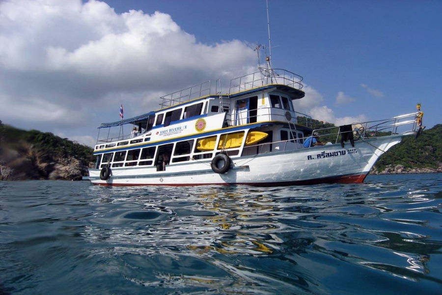 Diving tours on Big boat, Koh Samui, Thailand