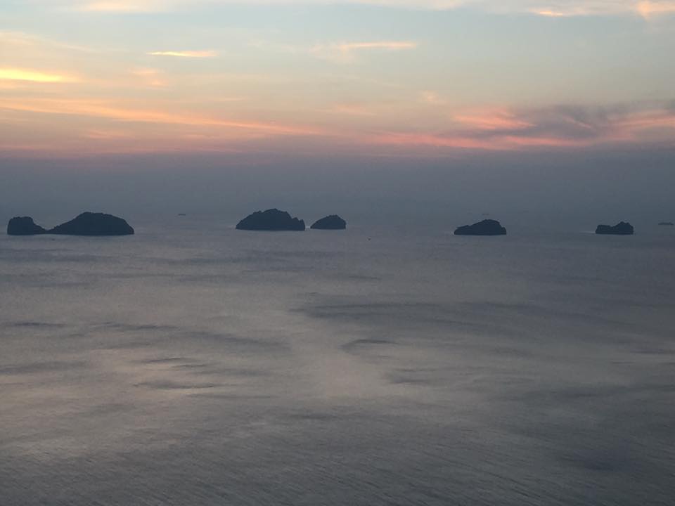 Cruises to Koh Tan by one-engine speedboat “Hemingway”, Koh Samui, Thailand