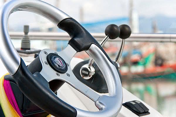 Private cruises by “Hip Horizons” yacht, Koh Samui, Thailand