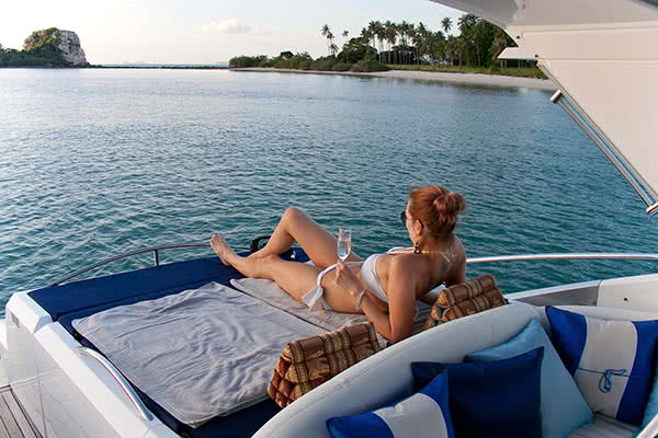 Private cruises by “Hip Horizons” yacht, Koh Samui, Thailand