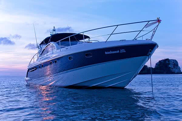 Private cruises by “Hip Horizons” yacht, Koh Samui, Thailand