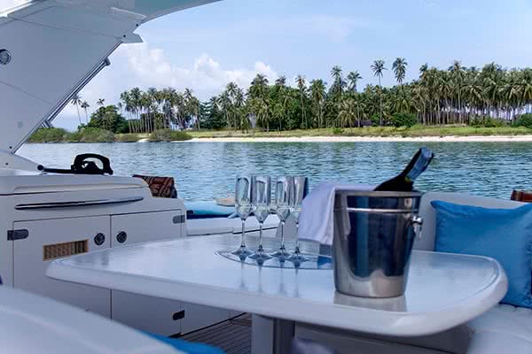 Private cruises by “Hip Horizons” yacht, Koh Samui, Thailand