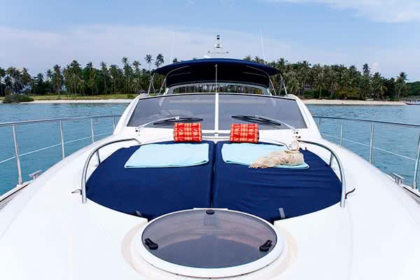 Private cruises by “Hip Horizons” yacht, Koh Samui, Thailand
