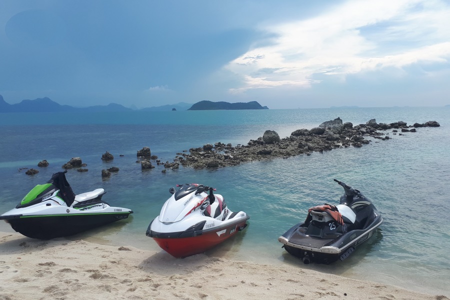 Jet ski adventure to the island of Koh Tan with spending the night in tents, Koh Samui, Thailand