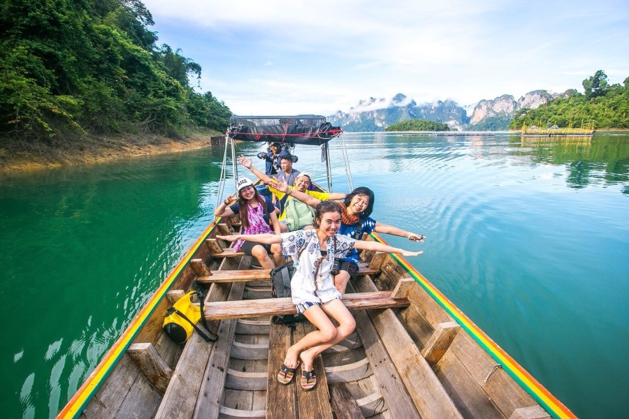 Overnight tour to Khaosok Lake, Koh Samui, Thailand