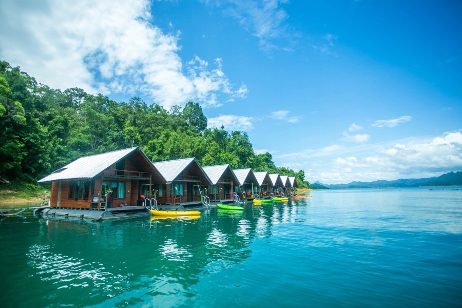 Overnight tour to Khaosok Lake, Koh Samui, Thailand