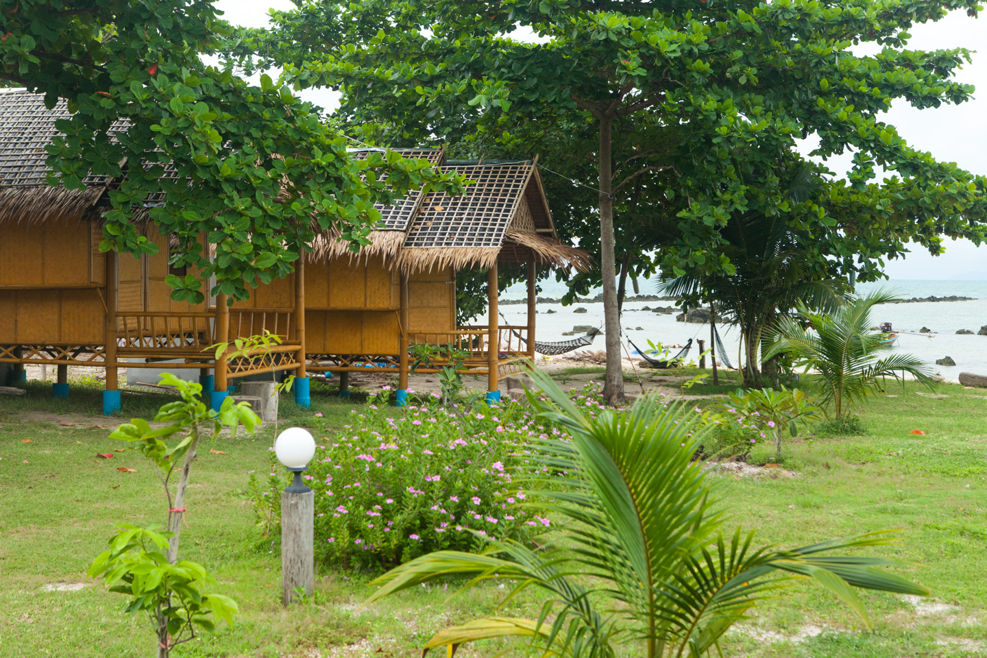 Romantic overnight at Koh Paluay, Angthong marine park, Koh Samui, Thailand