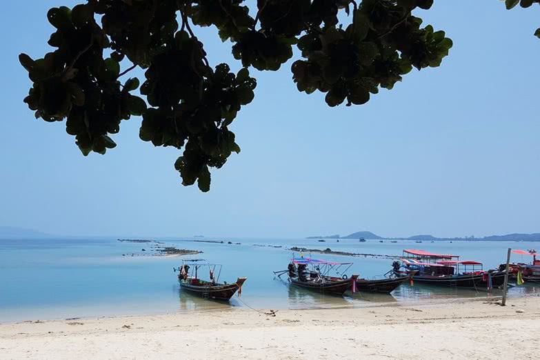 Lunch at “Au Bout Du Monde” restaurant on Koh Tan, Koh Samui, Thailand