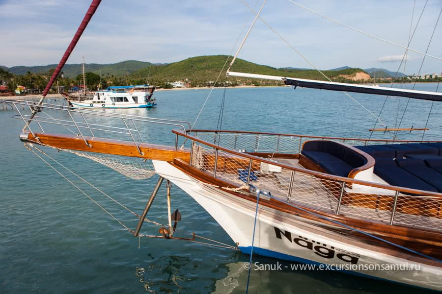 Angthong marine park day cruise by “Naga boutique yacht”, Koh Samui, Thailand