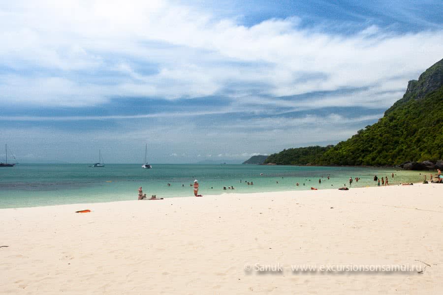 Angthong marine park day cruise by “Naga boutique yacht”, Koh Samui, Thailand