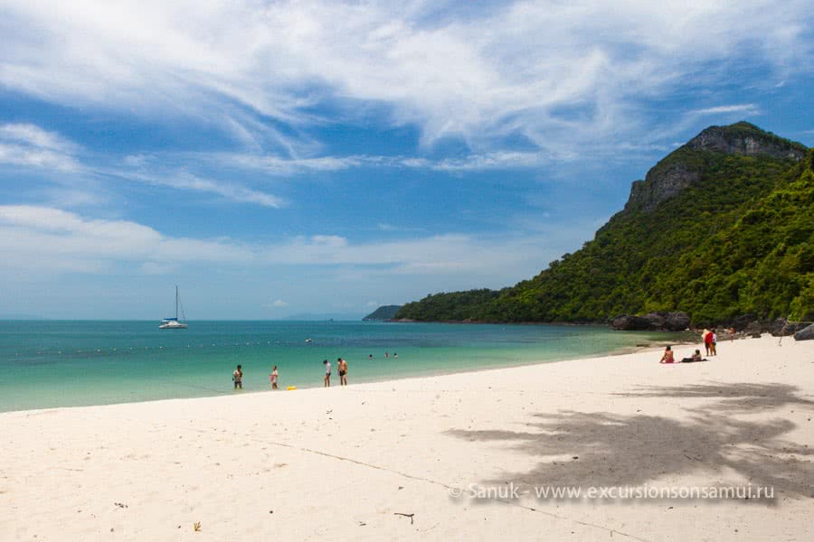 Angthong marine park day cruise by “Naga boutique yacht”, Koh Samui, Thailand