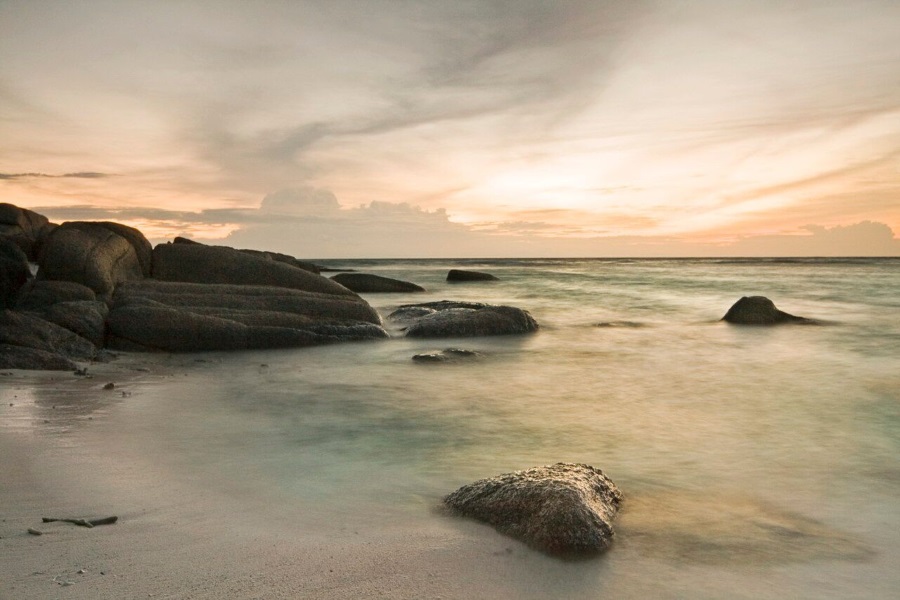 Romantic overnight at Koh Nang Yuan, Koh Samui, Thailand