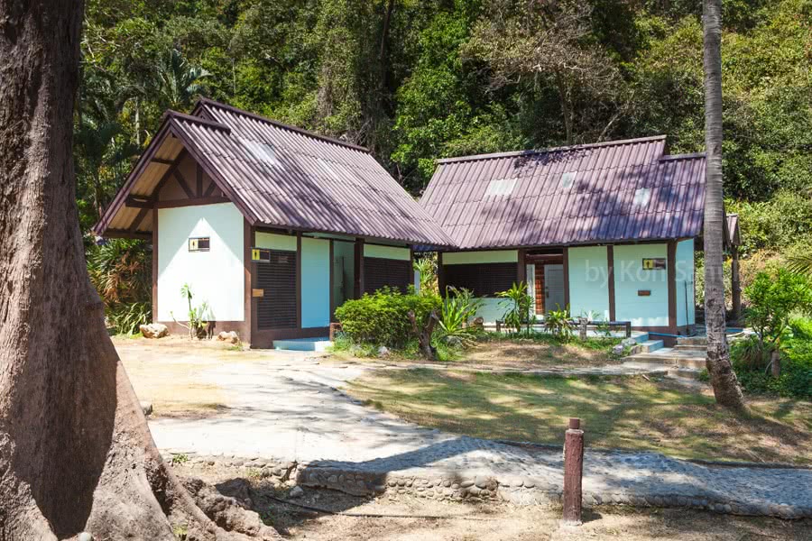 Romantic overnight at Wua Talap, Angthong Marine Park, Koh Samui, Thailand