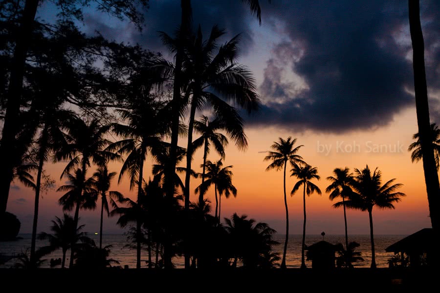 Romantic overnight at Wua Talap, Angthong Marine Park, Koh Samui, Thailand