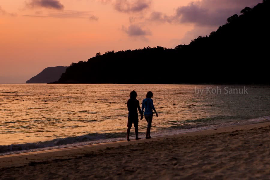 Romantic overnight at Wua Talap, Angthong Marine Park, Koh Samui, Thailand