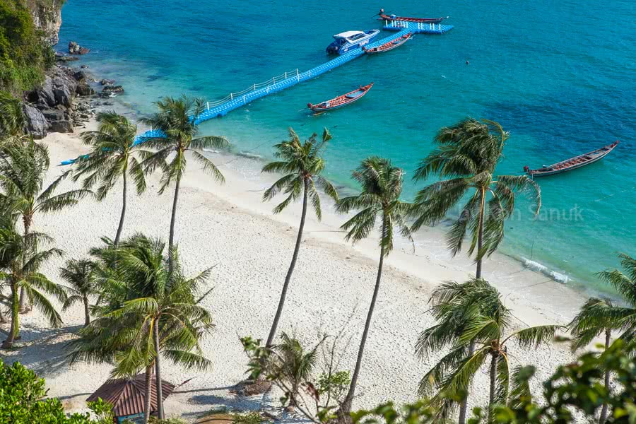 Romantic overnight at Wua Talap, Angthong Marine Park, Koh Samui, Thailand