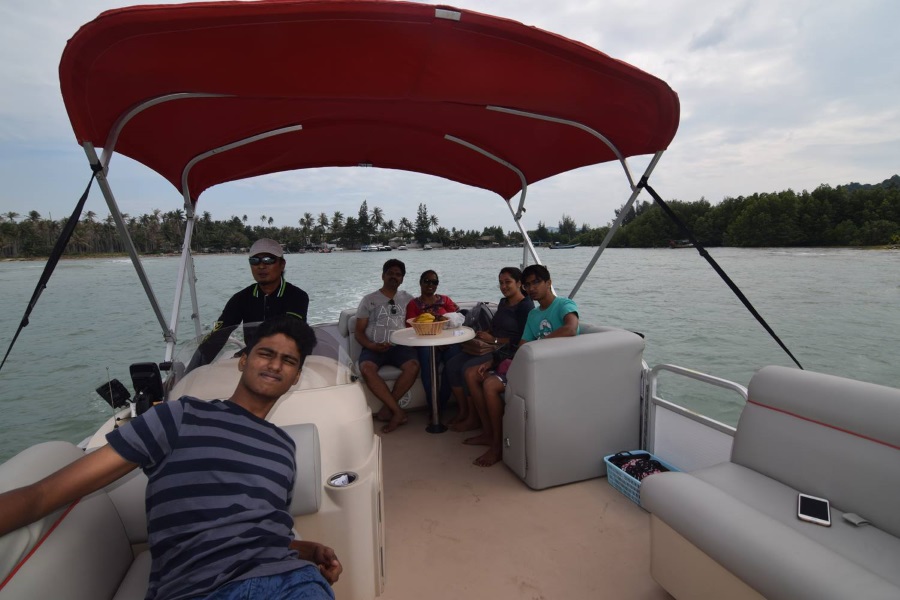 Cruises and fishing from the south of Koh Samui by Pontoon boat, Koh Samui, Thailand