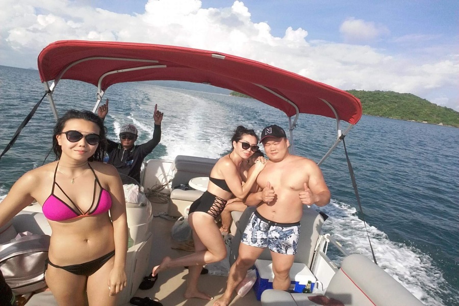 Cruises and fishing from the south of Koh Samui by Pontoon boat, Koh Samui, Thailand