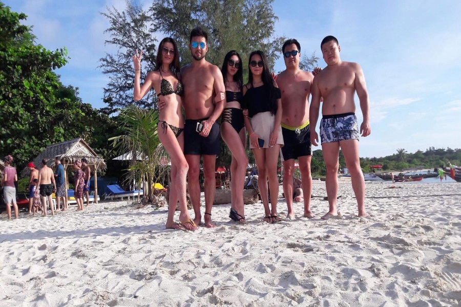 Cruises and fishing from the south of Koh Samui by Pontoon boat, Koh Samui, Thailand