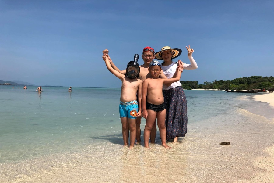 Cruises and fishing from the south of Koh Samui by Pontoon boat, Koh Samui, Thailand