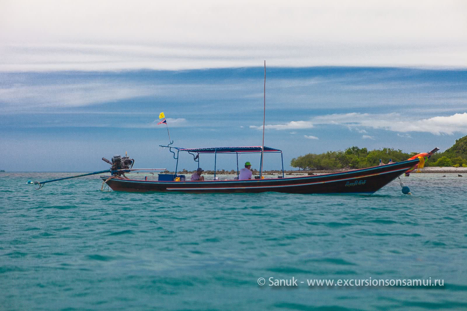 Kayaking and snorkeling in the waters of Koh Tan, Koh Samui, Thailand