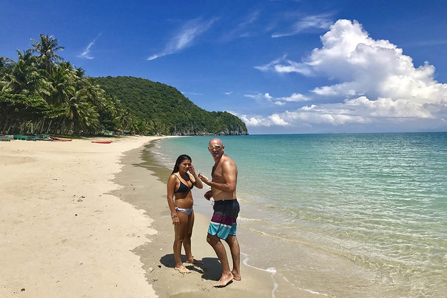 Romantic speedboat cruise with dinner on the beach, Koh Samui, Thailand